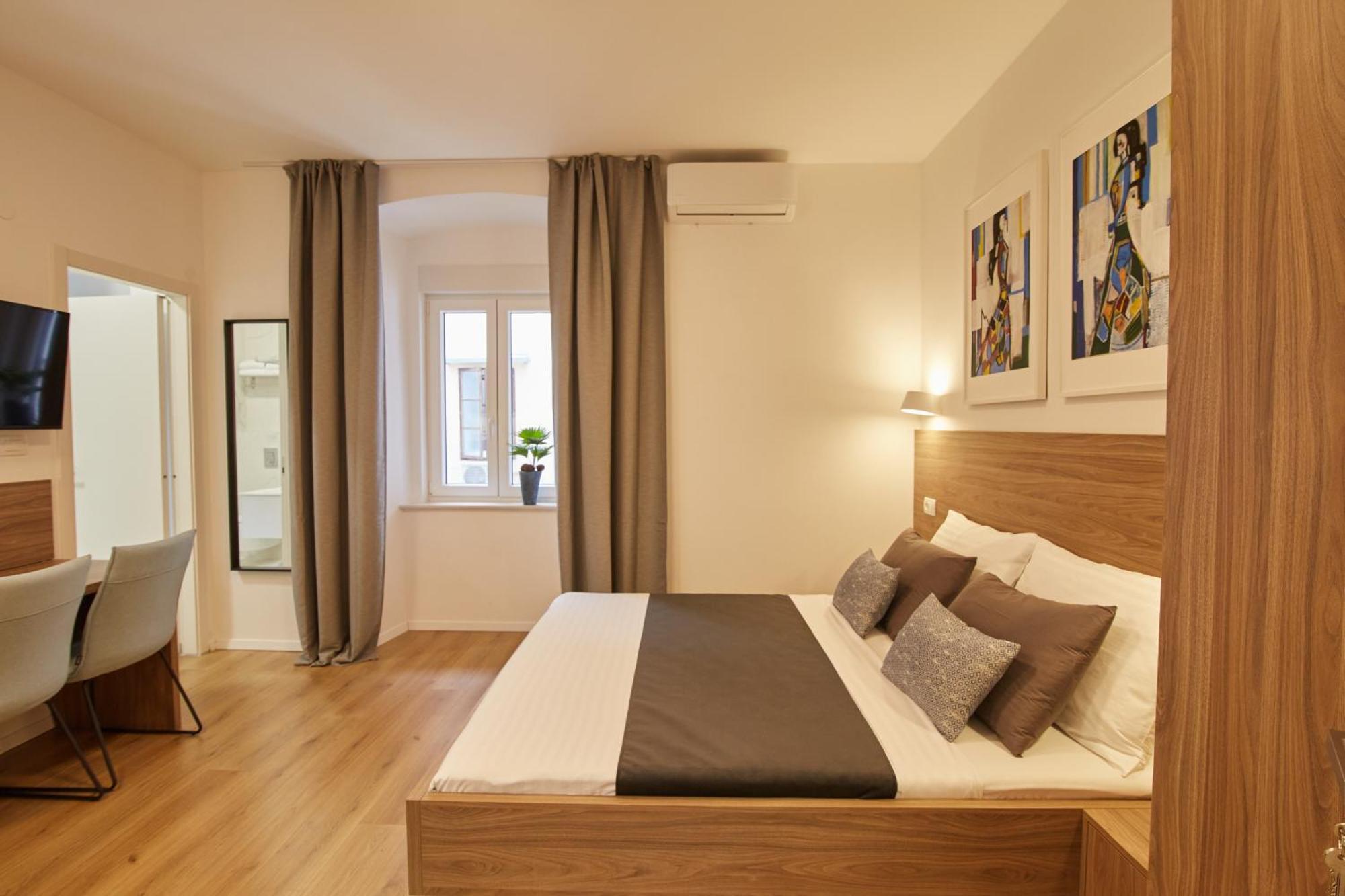 Market - Lisinski Apartment